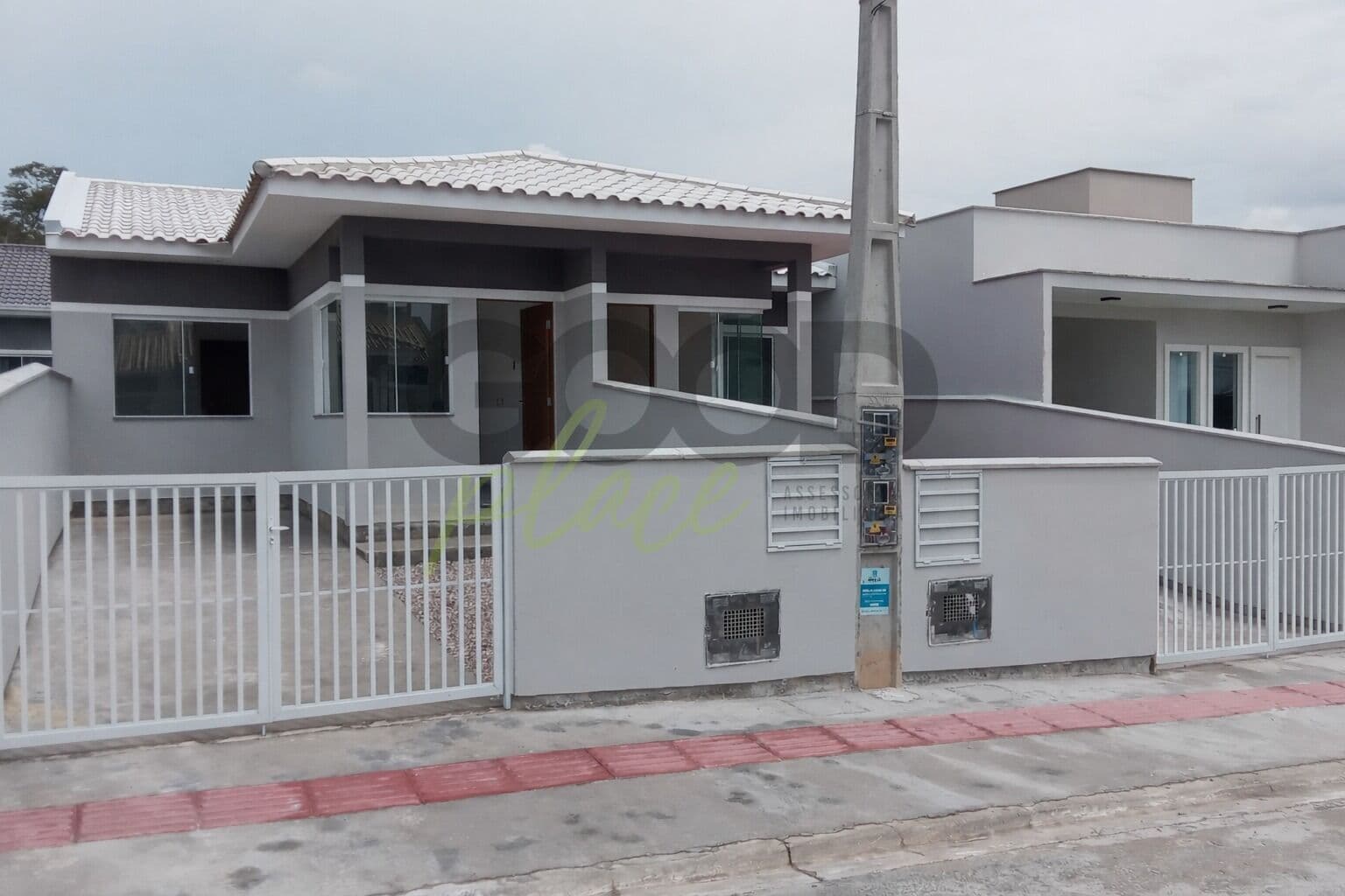 Casa Geminada no Vale Verde