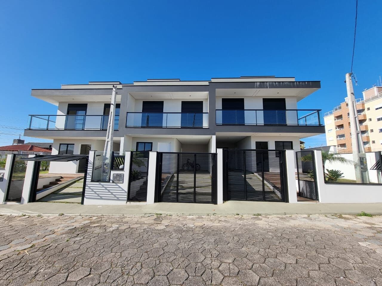 Sobrado de alto padrão