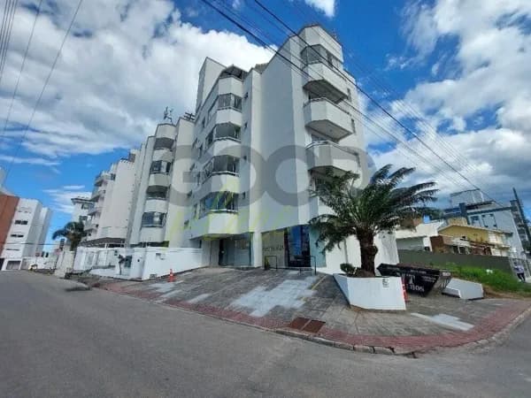 Apartamento à venda no Pagani