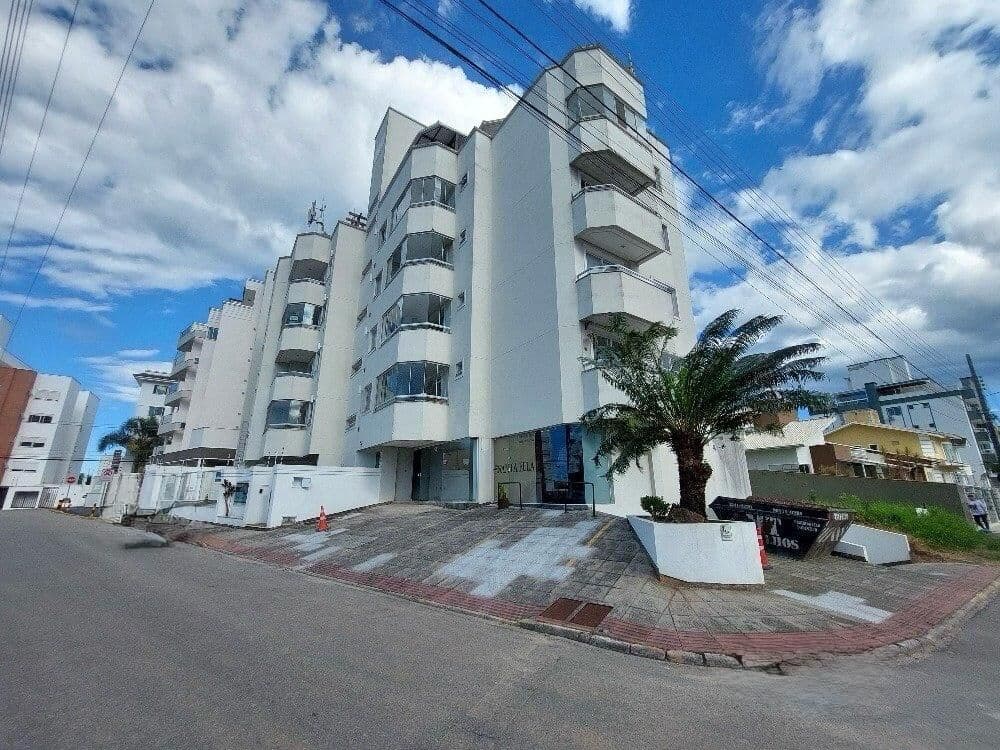Apartamento à venda no Pagani