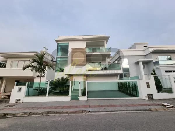 Casa Alto Padrão na Pedra Branca