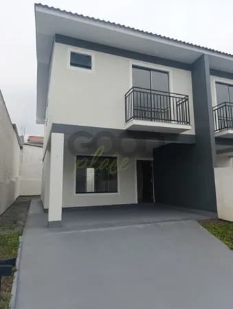 Sobrado de 3 dormitorios sendo 1 suite em Areias São Jose.