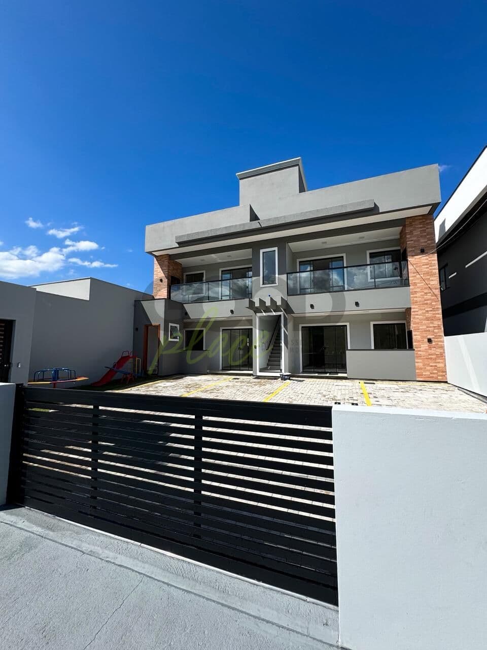 🏡 Apartamento com 2 dormitórios (1 suíte) em São José/SC