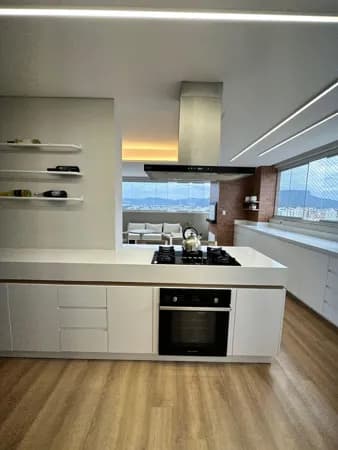 Apartamento Alto Padrão no Centro de Palhoça.