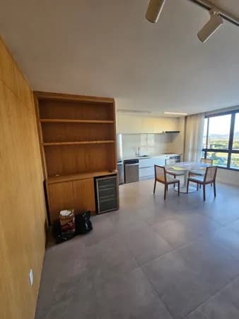 Apartamento no Pátio Civitas Pedra Branca.