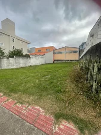 Lote/Terreno em Palhoça - Pagani