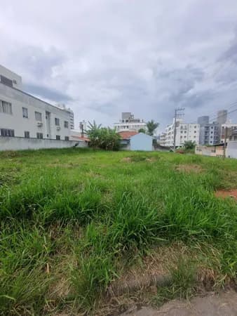 Lote/Terreno em Palhoça - Pagani