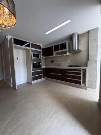 Apartamento à venda no bairro São Sebastião — Palhoça/SC