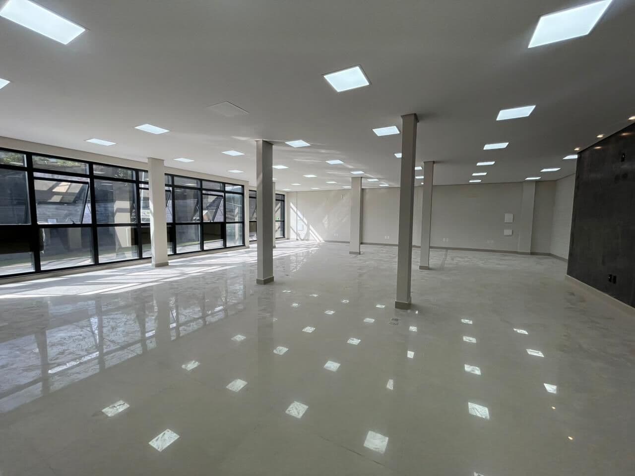 Sala/Conjunto em Palhoça - Passa Vinte
