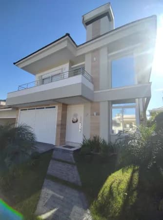 Casa Alto Padrão na Pedra Branca em Palhoça.