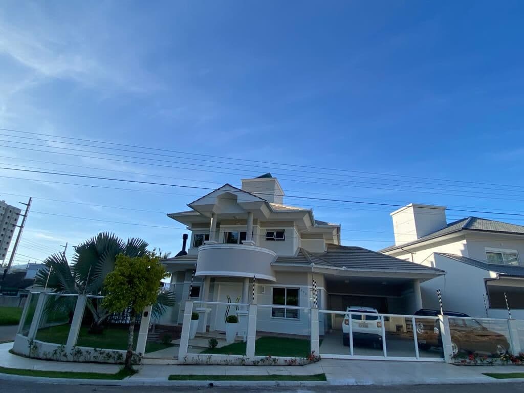 Casa Alto Padrão na Pedra Branca em Palhoça.