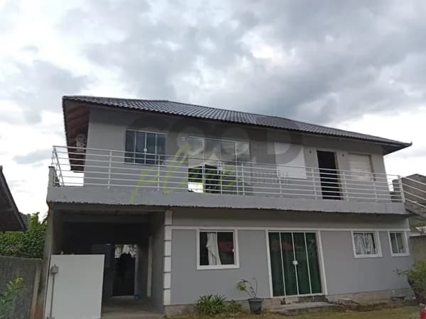 2 casas em terreno de 315m² na praia de fora