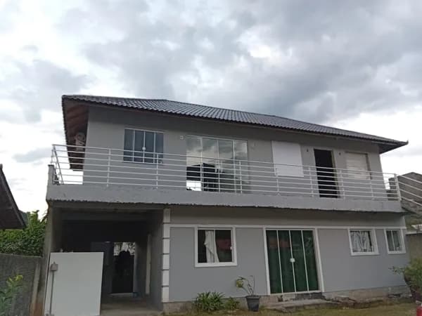 2 casas em terreno de 315m² na praia de fora