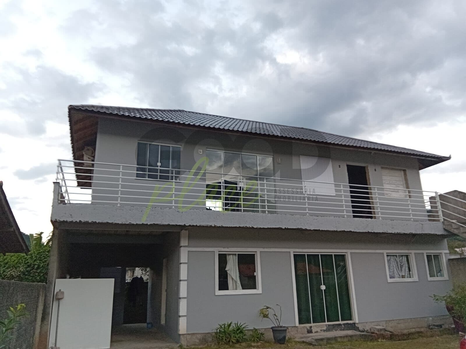 2 casas em terreno de 315m² na praia de fora
