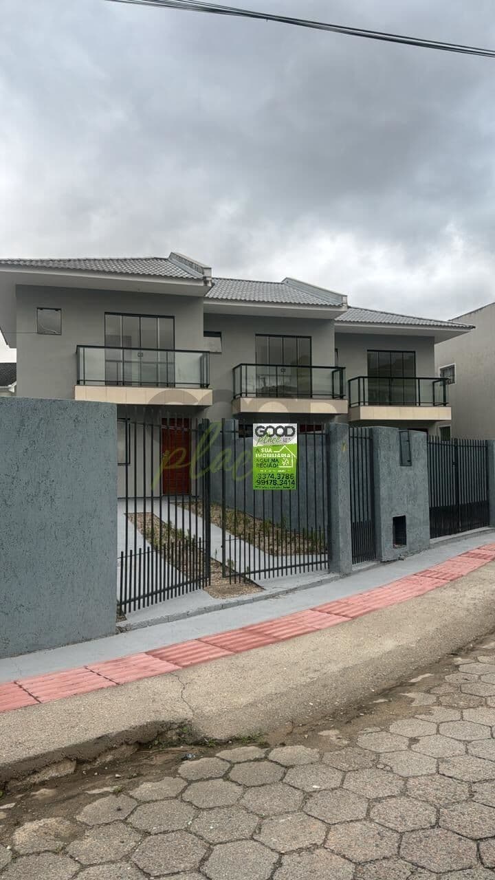 Sobrados a venda em Palhoça no bairro Bela Vista