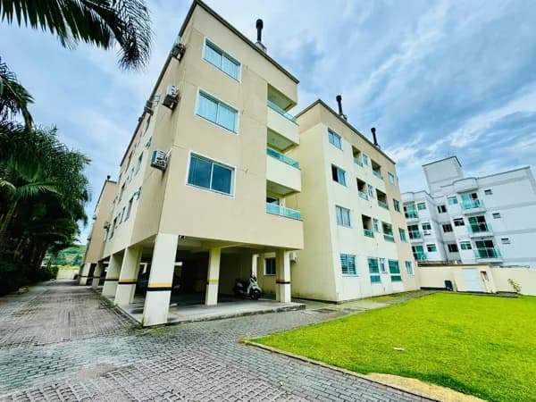 Apartamento em Palhoça - São Sebastião