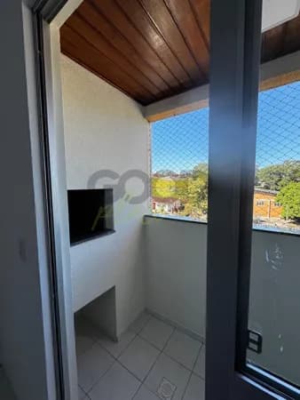 Lindo apartamento 01 dormitórios na Serraria, em São José/SC !