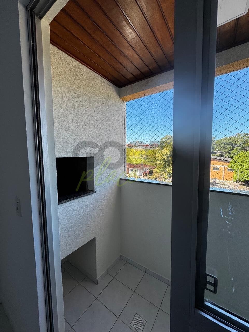 Lindo apartamento 01 dormitórios na Serraria, em São José/SC !