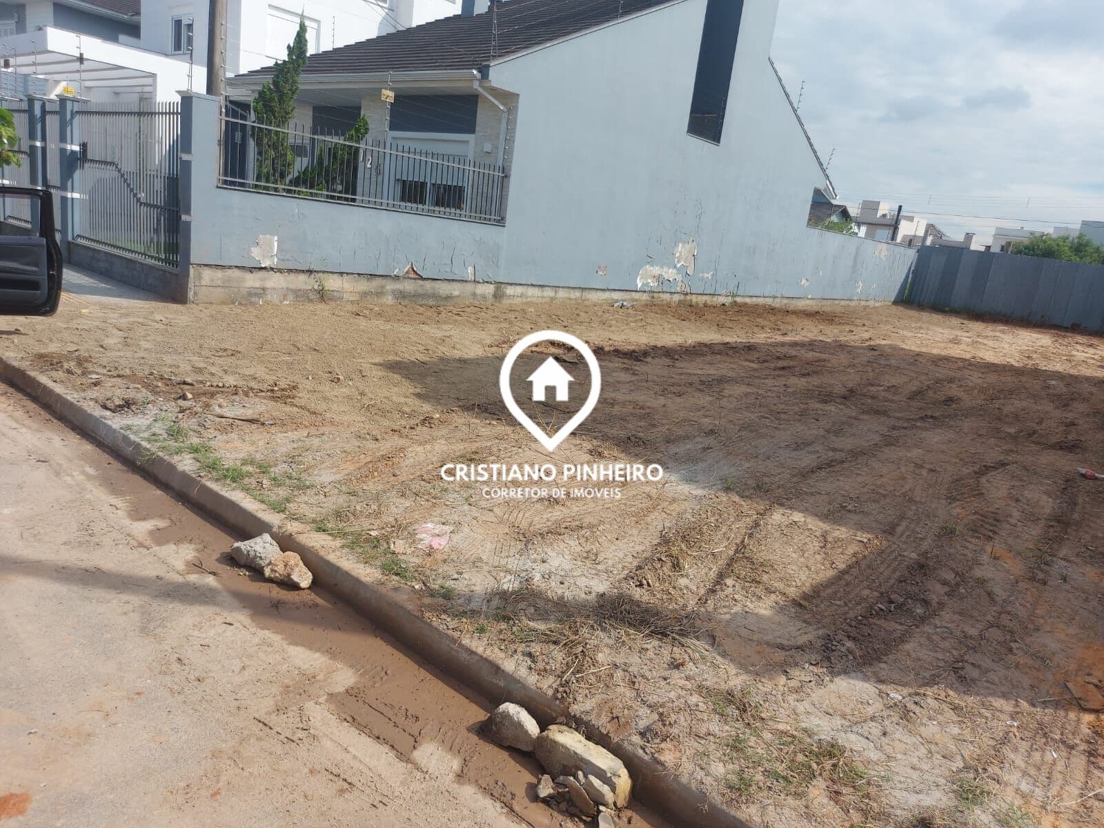 Terreno com 250 m² à venda bairro Vale Ville em Gravataí/RS