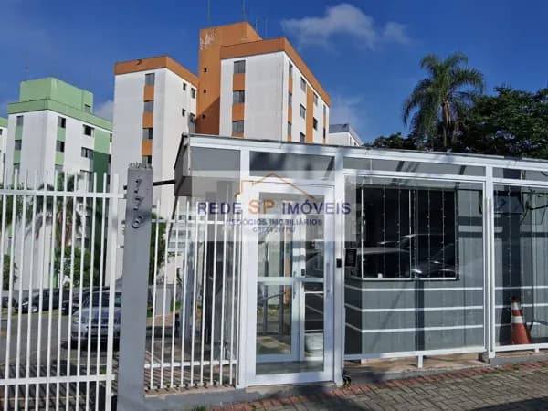 APARTAMENTO À VENDA - VILA CARMOSINA
