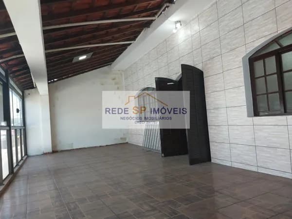 AMPLO SALÃO COMERCIAL PARA LOCAÇÃO EM ITAQUERA