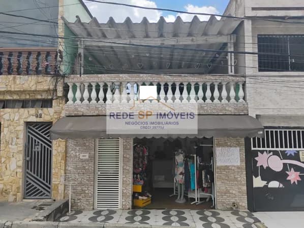 Sobrado frontal à venda na Vila Carmosina - região de Itaquera