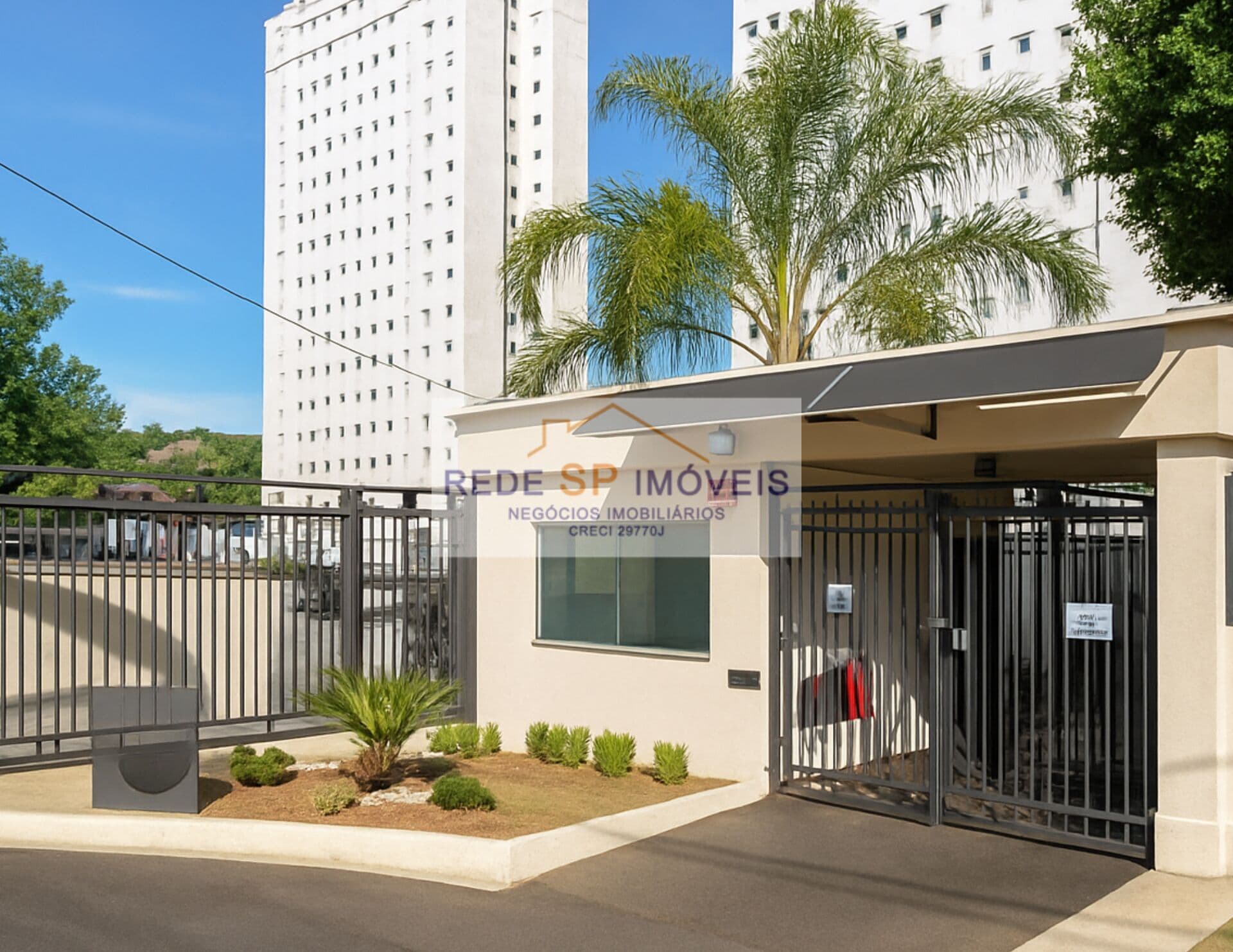 APARTAMENTO 02 DORMITÓRIOS COM VAGA DE GARAGEM À VENDA - VILA CURUÇA