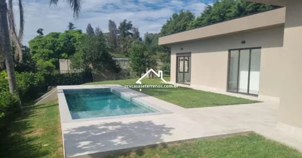 Casa Térrea Recém Terminada no Clube de Campo Valinhos