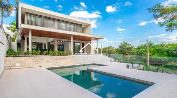 Casa Alto Padrão no Residencial Jatibela em Campinas.