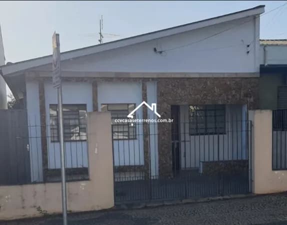 Casa em Valinhos - Vila Santana
