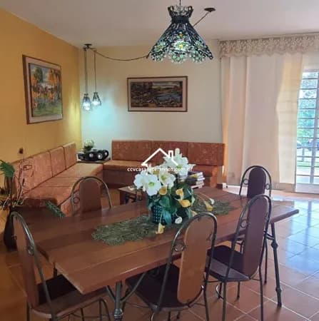 CASA TÉRREA no CLUBE de CAMPO VALINHOS.
