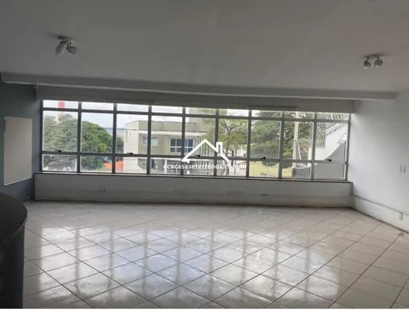 Salão comercial em Jardim Ribeiro, Valinhos/SP