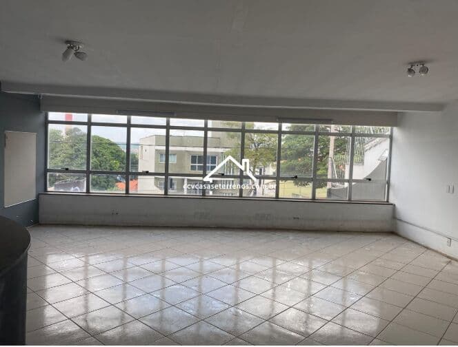 Salão comercial em Jardim Ribeiro, Valinhos/SP