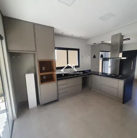 Casa em Condomínio no Jd Santa Helena em Valinhos