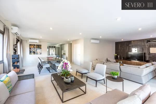 Apartamento Alto Padrão - 213m², 3 suítes, 3 vagas no ponto mais nobre do Cambuí - Campinas/SP