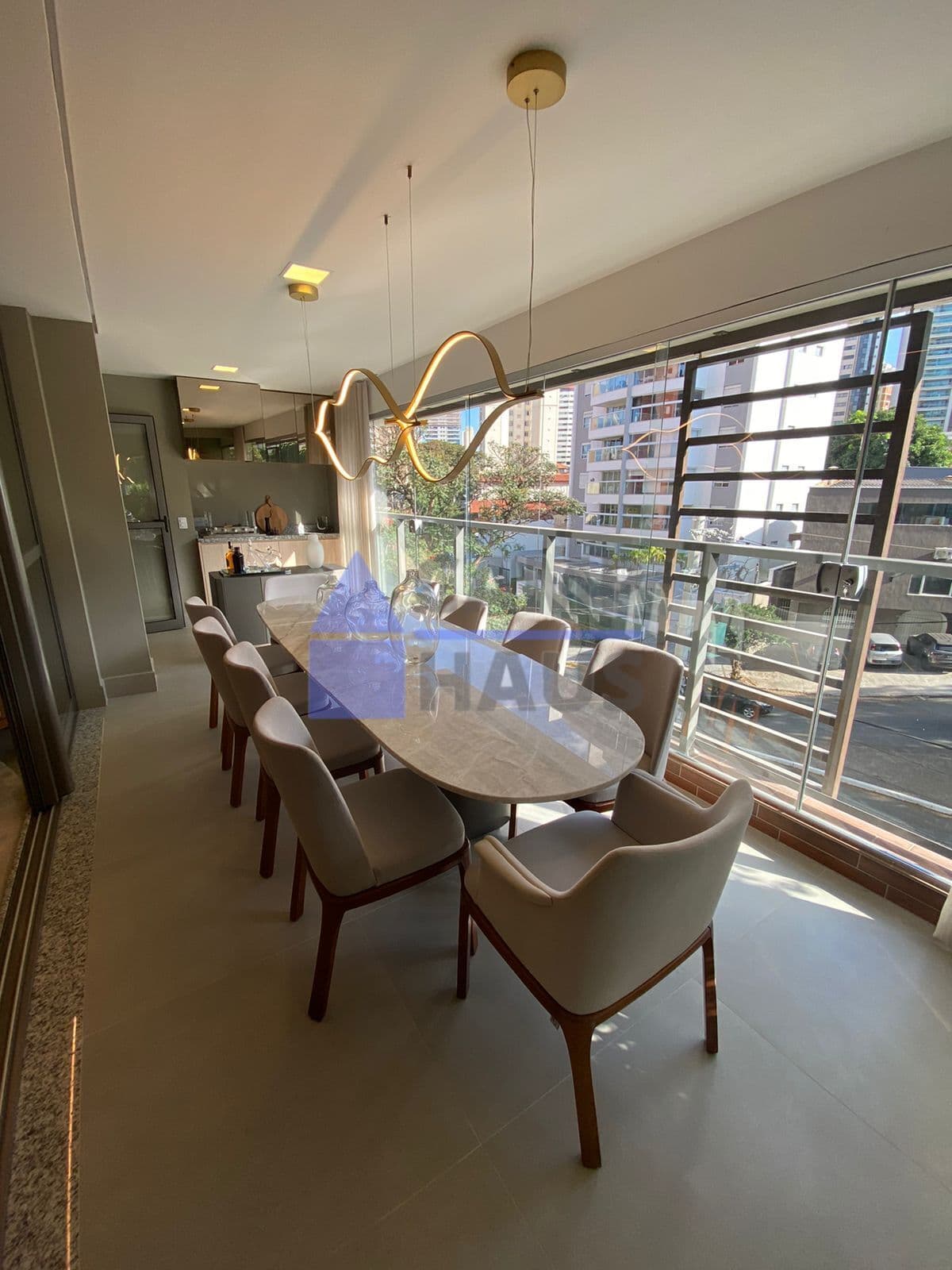 Apartamento Alto Padrão 3 suites ou 4 dorms, com 3 vagas no Cambuí/SP