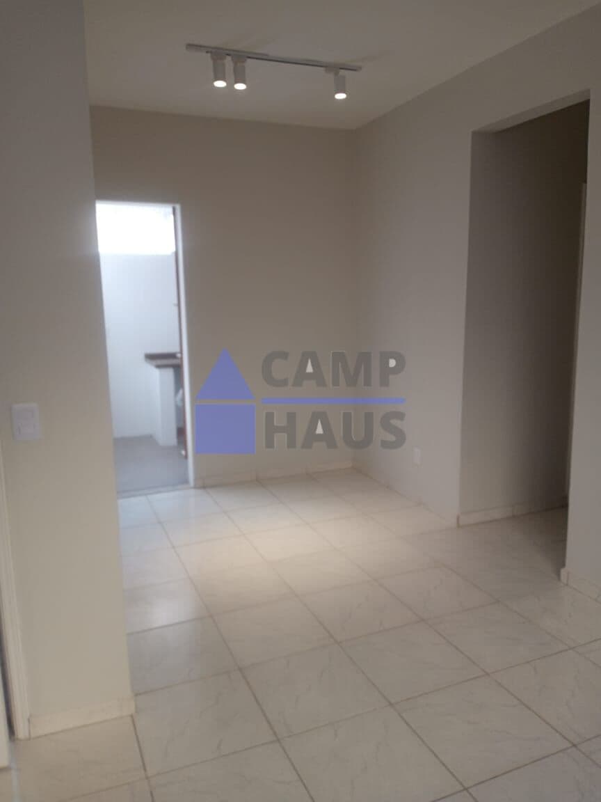 Apartamento com 3 Quartos e 2 banheiros à Venda, 72 m² por R$ 230.000