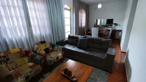 Casa com Área Gourmet – Bairro Jardim Guanabara | Região Norte – Belo Horizonte