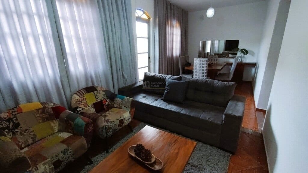 Casa com Área Gourmet – Bairro Jardim Guanabara | Região Norte – Belo Horizonte