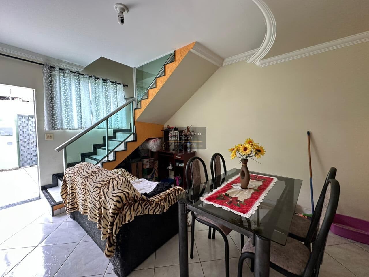 Casa Geminada Individual 2 Quartos – Bairro Penha / Lagoa – Justinópolis
