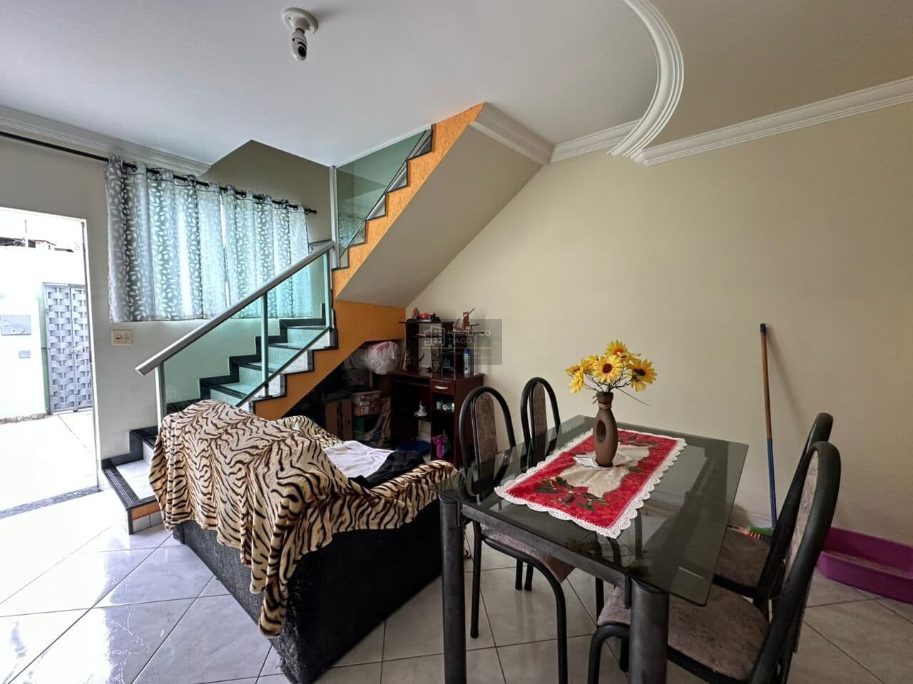 Casa Geminada Individual 2 Quartos – Bairro Penha / Lagoa – Justinópolis