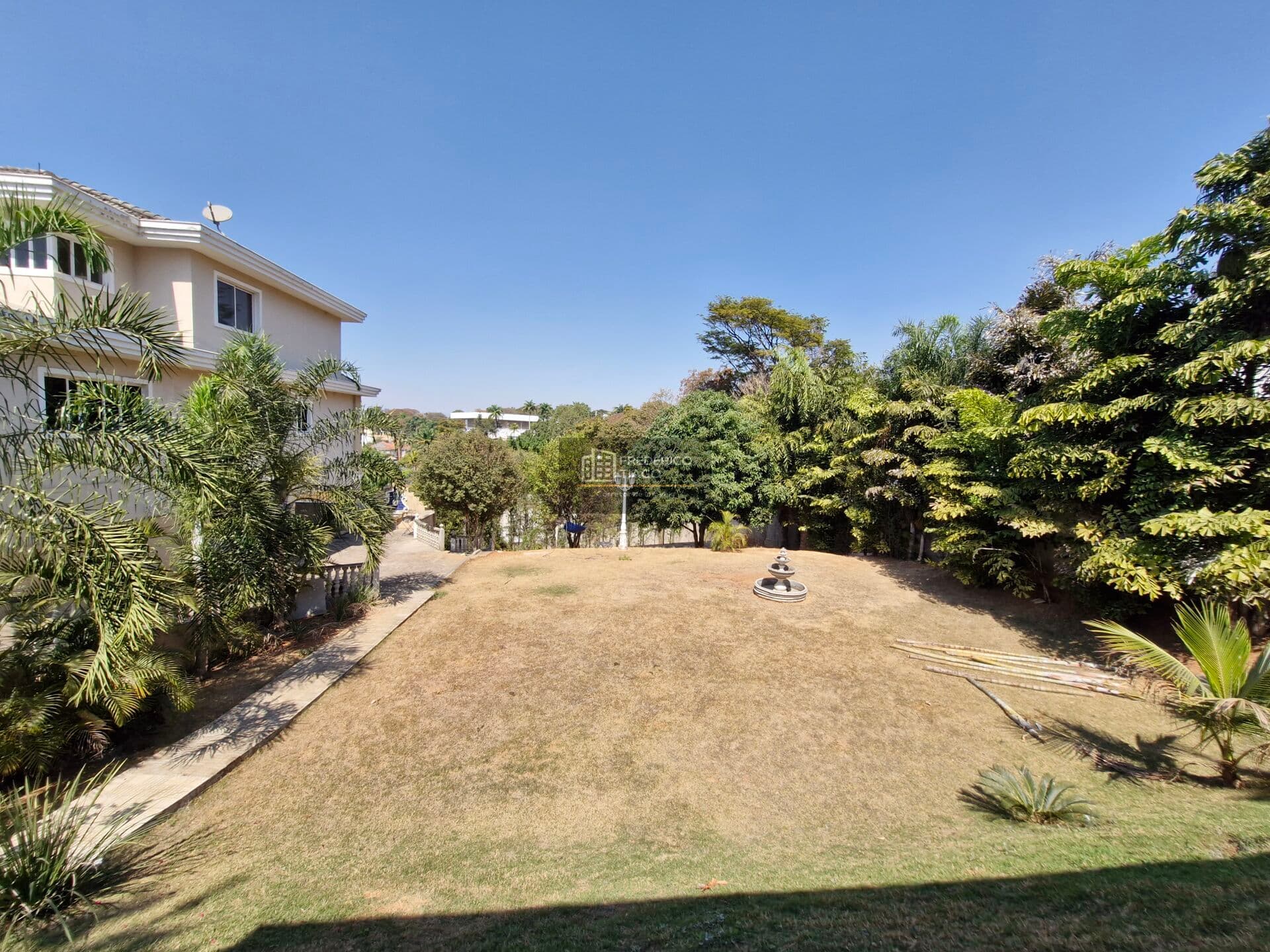 Lote de 1000m² no Bairro Garças Região Pampulha Belo Horizonte