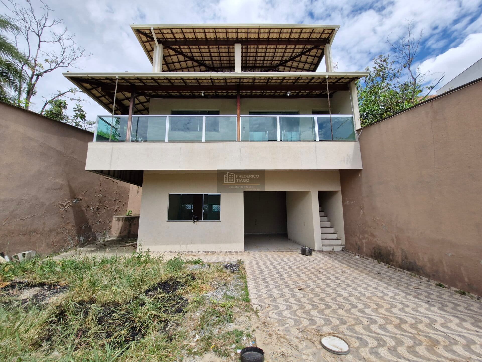 Casa à Venda – 3 Quartos – 2 Banheiros – 7 Vagas – Bairro Liberdade | Santa Luzia