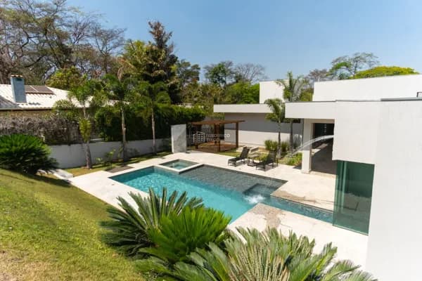 Casa de Alto Luxo – Condados da Lagoa
