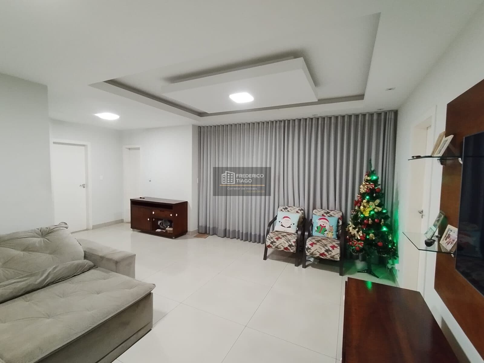 Casa em Lote de 500 m² – 3 Quartos com Suíte e Hidromassagem – Bairro Jardim Encantado – São José da Lapa