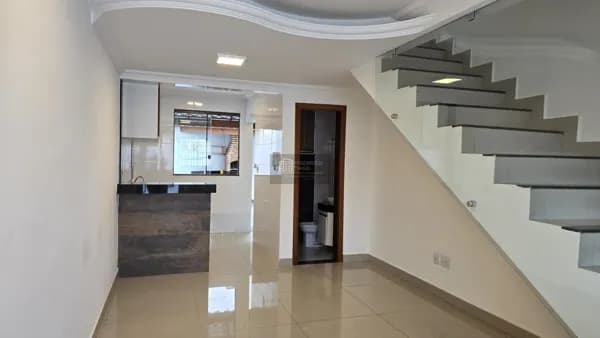 Casa Duplex 2 Quartos com 2 Vagas – Bairro Santa Branca | Região da Pampulha – Belo Horizonte