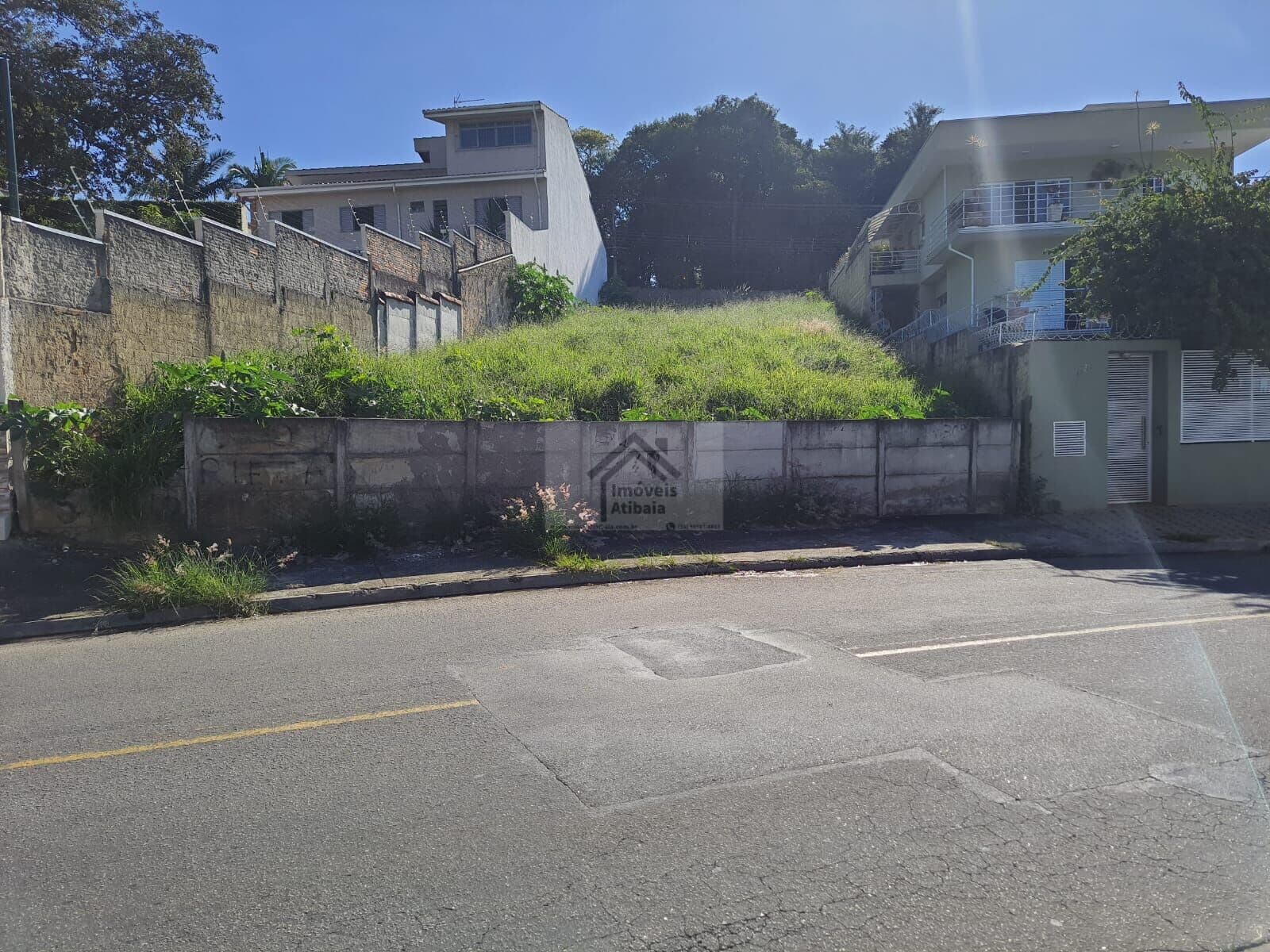 Excelente Terreno no Jardim Paulista com Vista da Pedra Grande