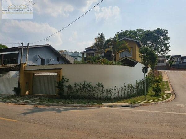 Casa Padrão para Venda em Jardim Maristela Atibaia-SP