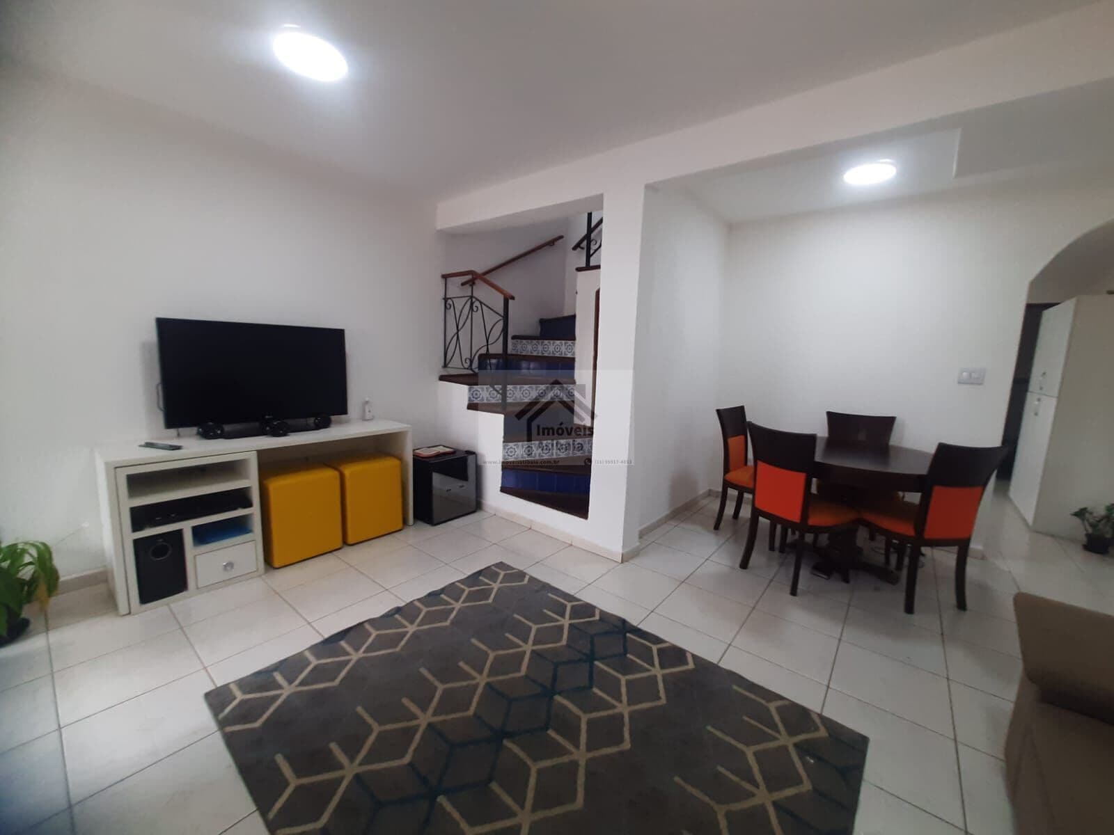 Aluga Sobrado Mobiliado em Atibaia