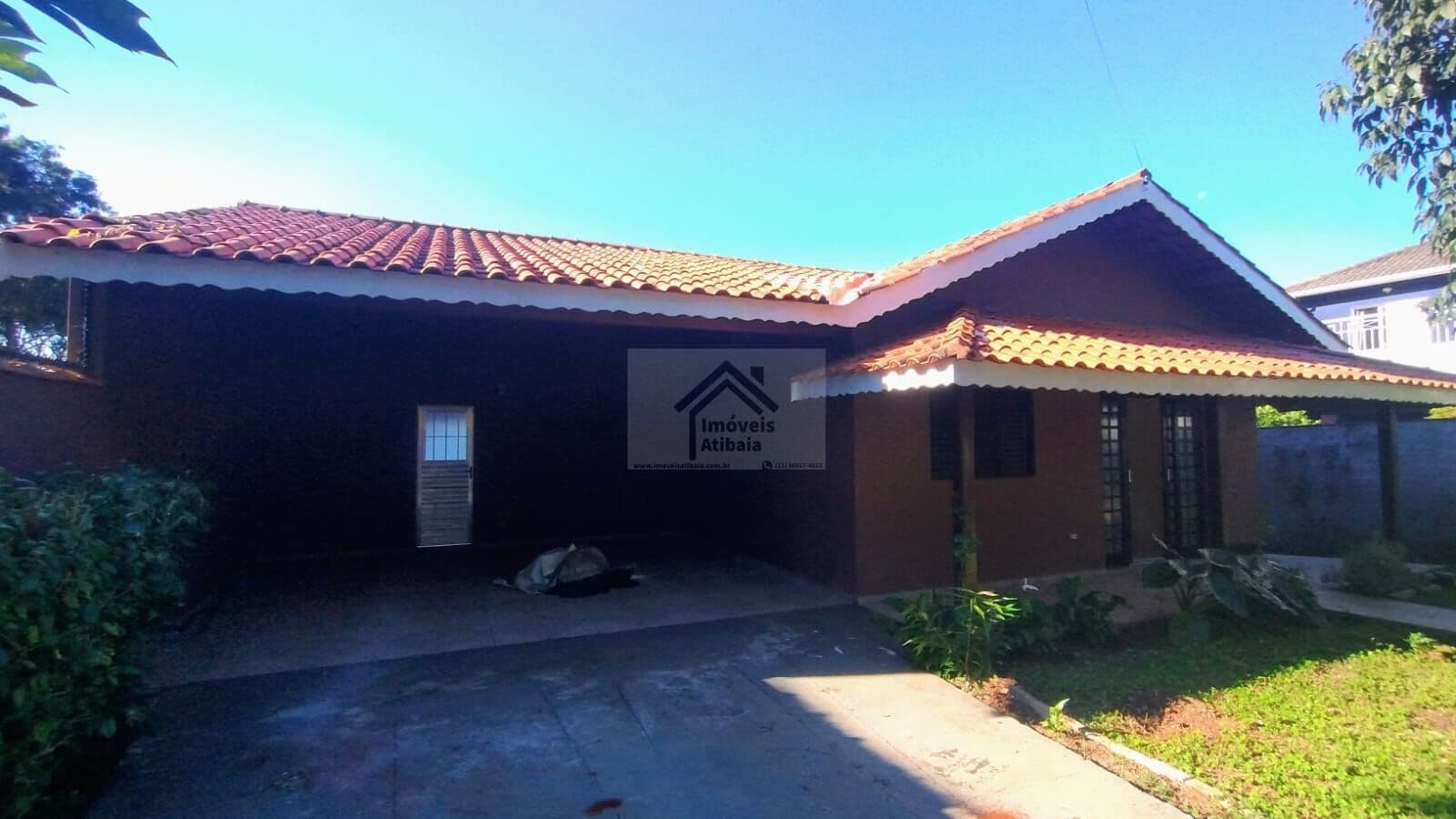 Aluga Casa Térrea - Jd. dos Pinheiros - Atibaia